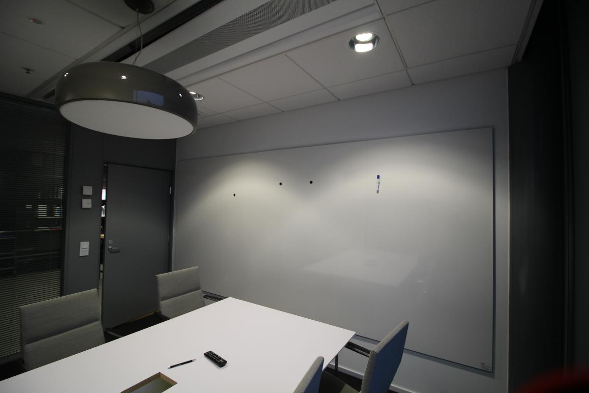 WriteWall 1 toimistossa