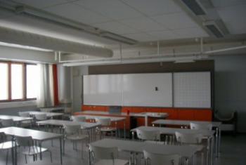 Pääskytien koulu